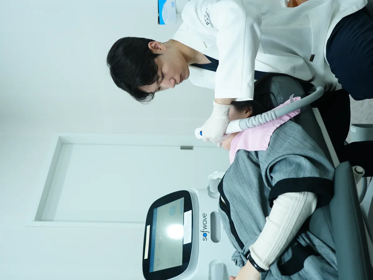 InMode FX fractional radiofrequency treatment being performed at RE:BERRY Incheon Airport