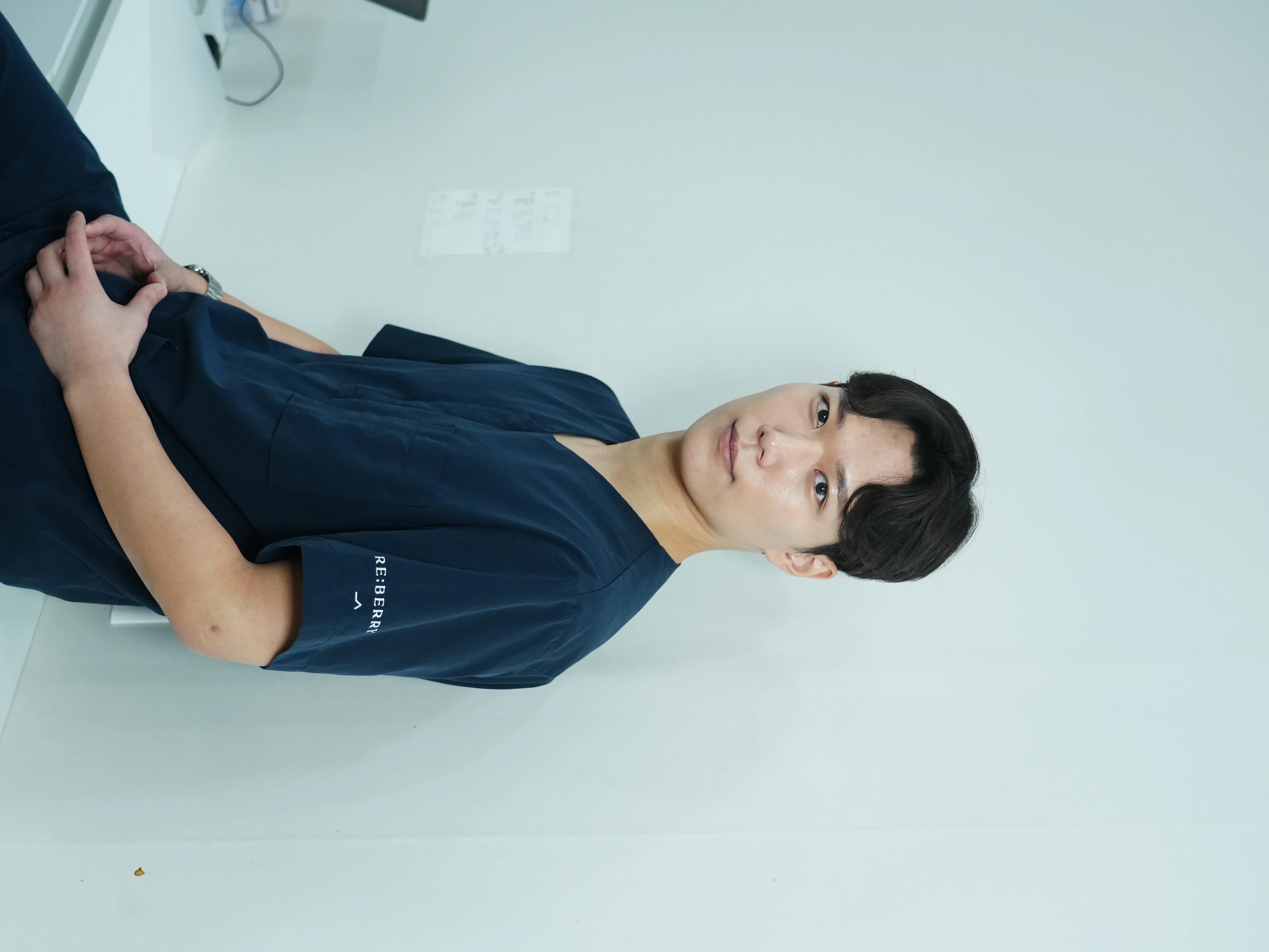 Crow's feet Botox treatment at RE:BERRY Incheon Airport