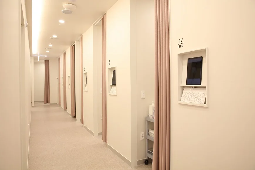 Advanced treatment technology at RE:BERRY Incheon Airport clinic