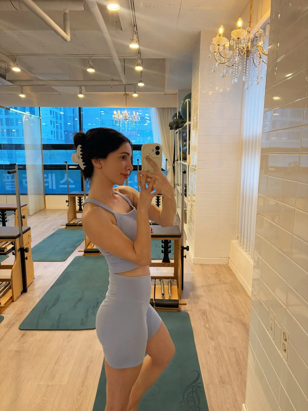 @elita_hsrv 创作者头像